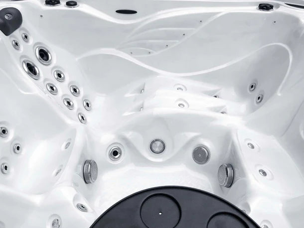 5 Personen Whirlpool - „Solace“